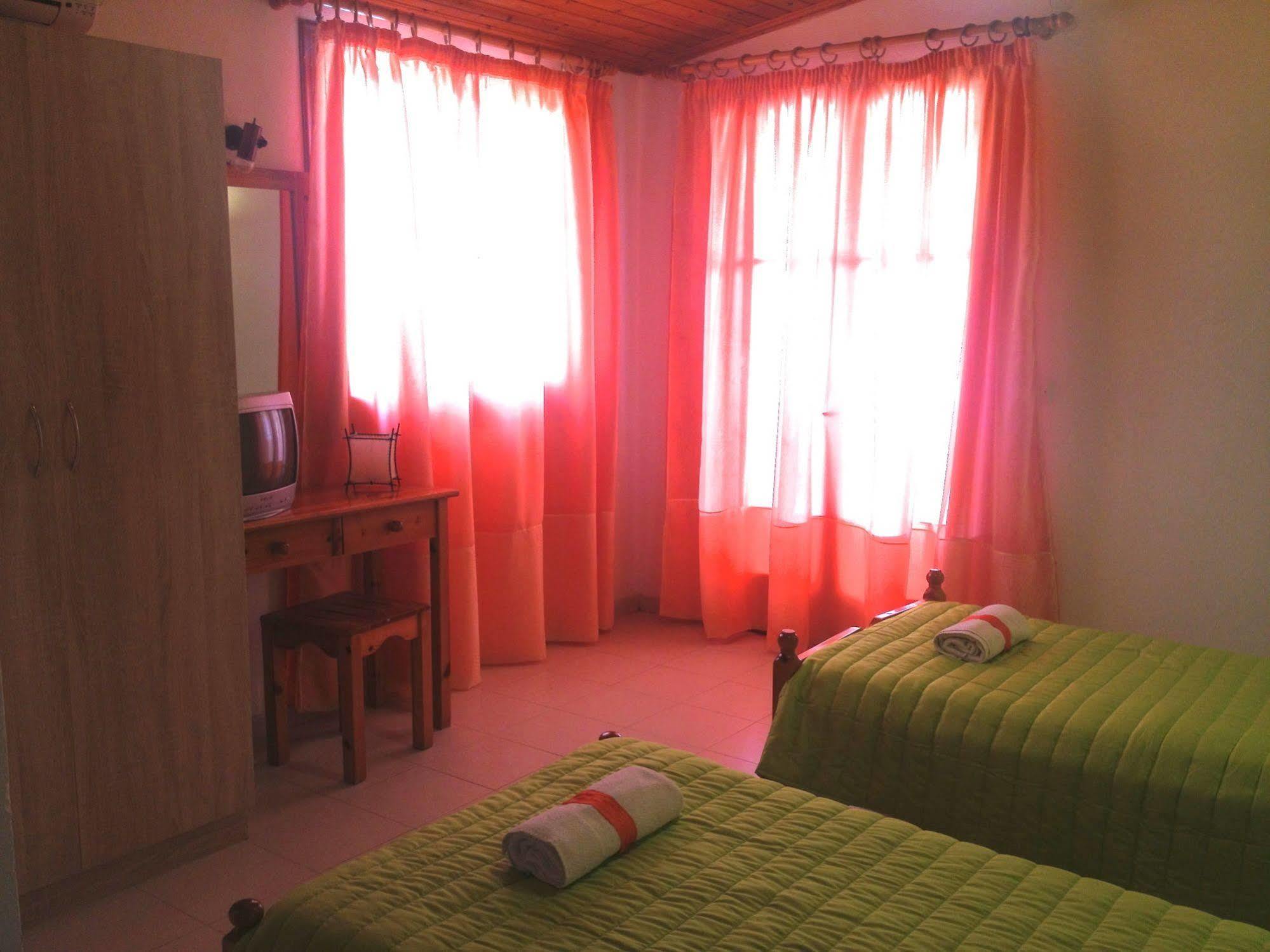 Ionian Breeze Apartments Kavos Bagian luar foto
