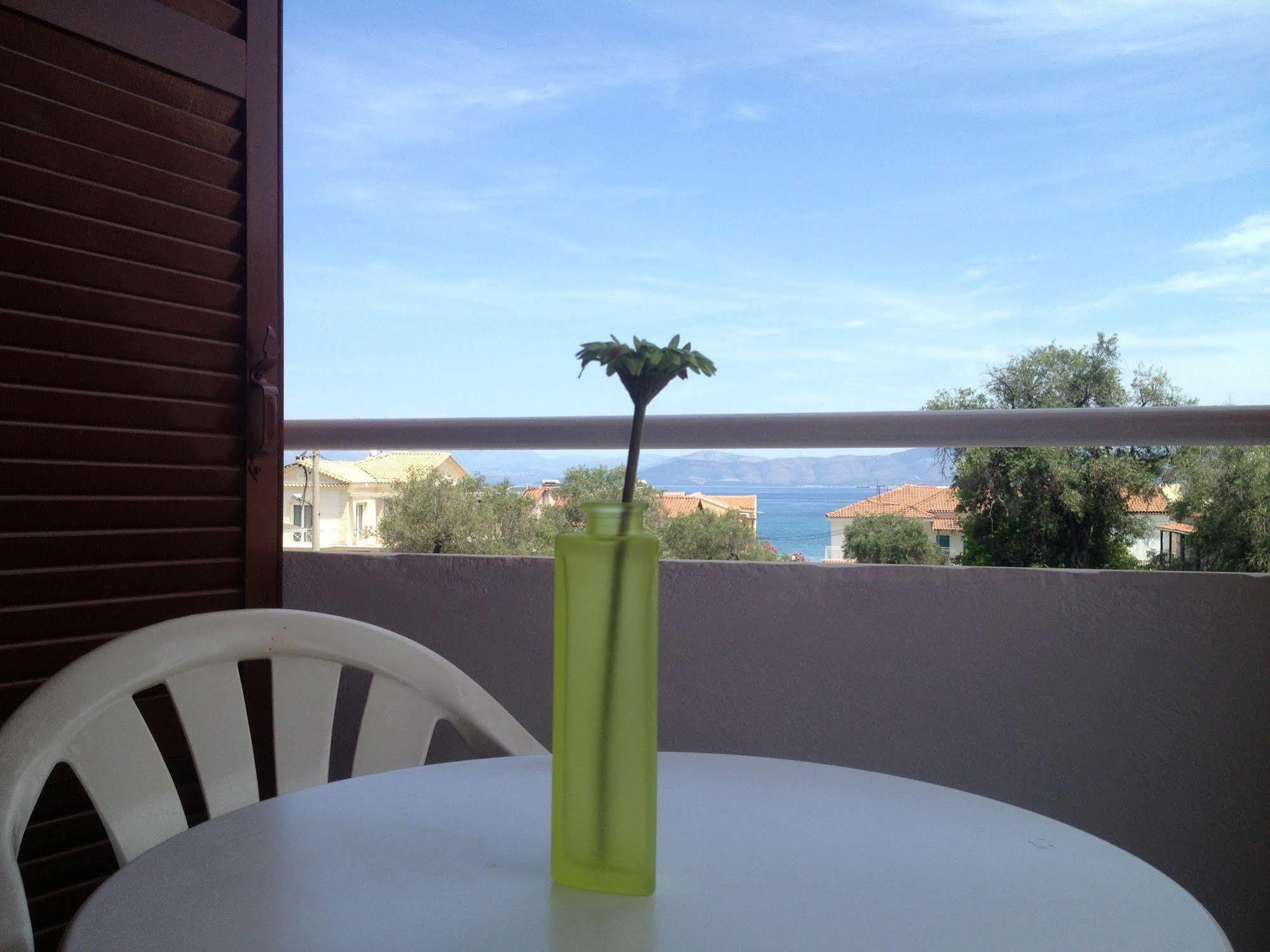 Ionian Breeze Apartments Kavos Bagian luar foto